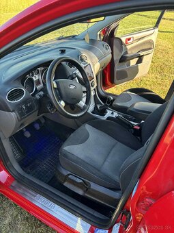 Ford Focus 2011 II - 10