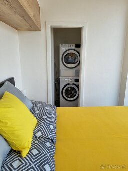 2i byt v centre PIANO RESIDENCE s garážou a klímou - 10