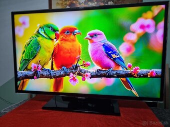 Predám LED TV Samsung UE40H5030AW Full HD - 10