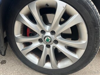 Predám Škoda Superb 2011 2.0 TDI 103kw common rail - 10