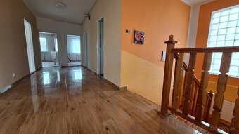 Zrekonštruovaný rodinný dom pri kúpeľoch Číž - 10