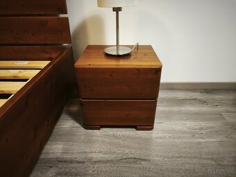 predam postel, komodu a nocne stoliky z masivu - 10