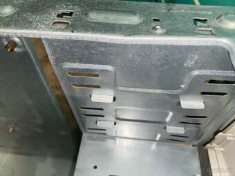 Retro PC mATX skrinka - 10