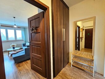 NA PRENÁJOM útulný 2 izb. byt v CENTRE Levíc - 10