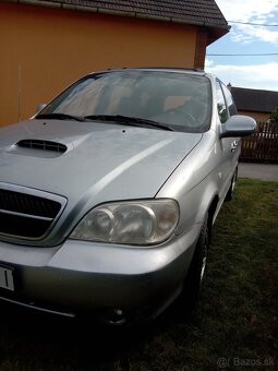 Kia carnival ex - 10