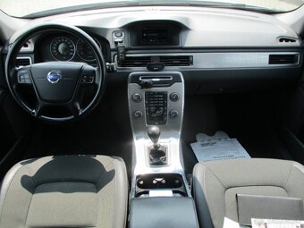 Volvo XC70 2,4D5 120KW Momentum Man. AWD 2012 DPH - 10