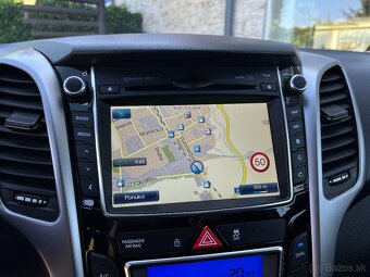 Hyundai i30 Hazel brown - 10