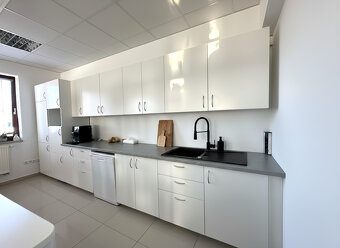 AFYREAL prenájom kancelárií v administratívnej polyfunkčnej - 10