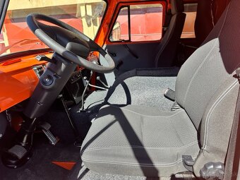 UAZ 3909 Expedition - 10