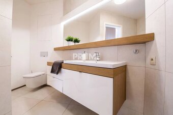 EXKLUZÍVNY 2i byt, PANORAMA, LODŽIA, KLÍMA, PARKING,Landere - 10