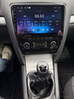 Predam Škoda Octavia 1.6 Tdi, R.v 2012, Top stav - 10
