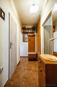 2-izb. byt v HLOHOVCI Za Poštou, výmera 50,44 m2 + balkón, - 10