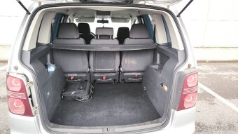 Volkswagen TOURAN 2.0tdi 125kW HIGHLINE DSG - 10