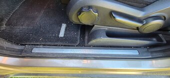 Predám auto automat - 10