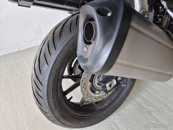 Suzuki DL1000 Vstrom - 10