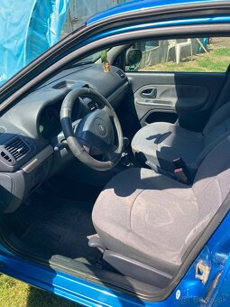 Renault clio 1,5dci - 10