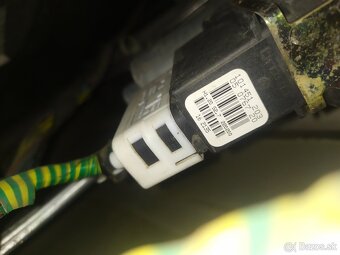 Rozpredám Octaviu 1 combi - 10