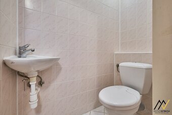 4 IZBOVÝ BYT PREŠOV, ULICA PAVLOVIČOVO NÁMESTIE - 10