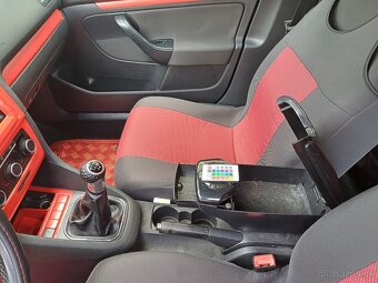 Predaj Volkswagen Golf VI, AC Kombi, RV: 2011 - 10