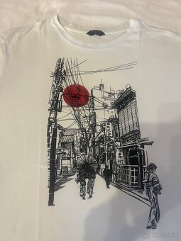 8 ks za 12 € spolu / pánske trička ako nove. - 10