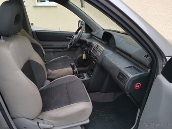 Nissan X-trail 2.2 crdi 84kw - 10