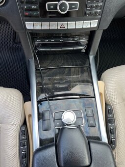 Mercedes E350 BlueTEC 4x4, biela koža, výbava, 185kW - 10