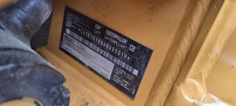 Minibagr CAT 301.8, rok výroby 2022, 563 motohodin, TOP - 10