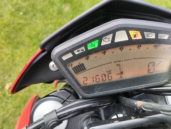 Predám DUCATI 796 HYPERMOTARD v tp 35kW - 10