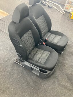 Interiér škoda Octavia 2fl - 10