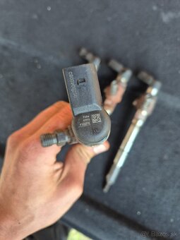 Predám vstrekovacie trisky pre 1.6tdi CAYC - 10