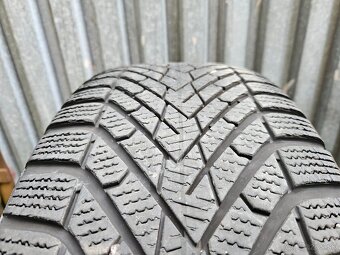 Atraktívna, orig. zimná sada VOLVO - 5x108 r17 + 235/60 r18 - 10