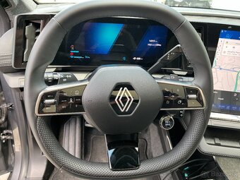 🚗 Renault Scenic E-Tech Iconic EV87 – 220 k / Long Range - 10