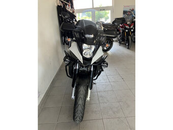 Honda VFR 800 X CrossRunner - 10