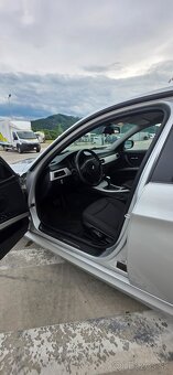 BMW 320i e90 automat - 10