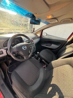 Fiat Punto 1.2 48kw r.v. 2008 benzín - 10