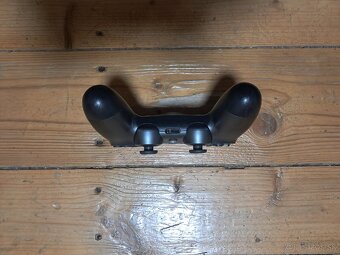 Ps 4 pro + čisto novy ovladač - 10