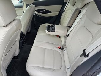 Predám Jaguár E-PACE 4x4 - 10