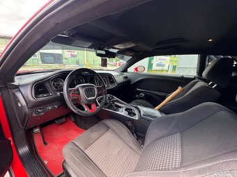 Dodge Challenger 3.6 - 10