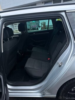 Volkswagen Vw Passat B8.5 Combi 2.0 TDI 110kw R19,CarPlay - 10