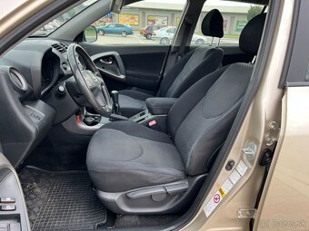 Toyota RAV4 2.0i 112kw 4x4 1. maj. koup. ČR TZ - 10