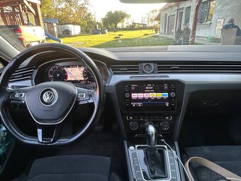 VW Passat Variant 2.0 TDI 140 KW 4Motion DSG - 10