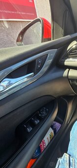 Opel.insignia B sports tourer 2.0 cdti 125kw - 10