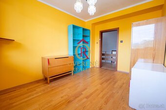 NOVINKA V PONUKE  Rodinný dom s dvomi samostatnými bytovými - 10