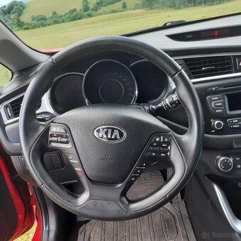 Kia ceed 1,4 CVVT 16v benzín - 10
