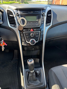 Hyundai i30 1.4i MPI DOHC CVVT Comfort - 10