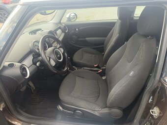 MINI COOPER D CLUBMAN 1,6 D 80 kW Automat, r.v. 2010 - 10
