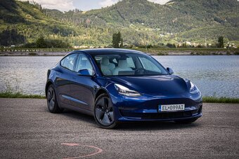 Tesla Model 3 Long Range, biely int, Premium Audio, 4x4, DPH - 10