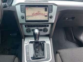 Volkswagen Passat B8 variant 2,0 tdi 110kw DSG Led 2015 - 10