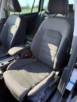 Volkswagen Golf 1.6 TDI DSG - 10