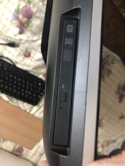 Predám plne funkčný kompaktný počítač HP Pro 3520 - 10